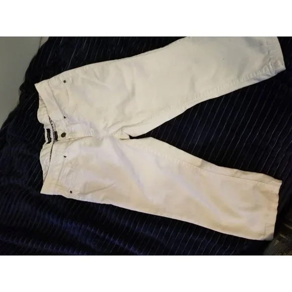 Jean Capris - Picture 1 of 5